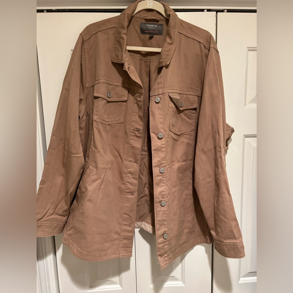 Women’s plus size lightweight denim jacket